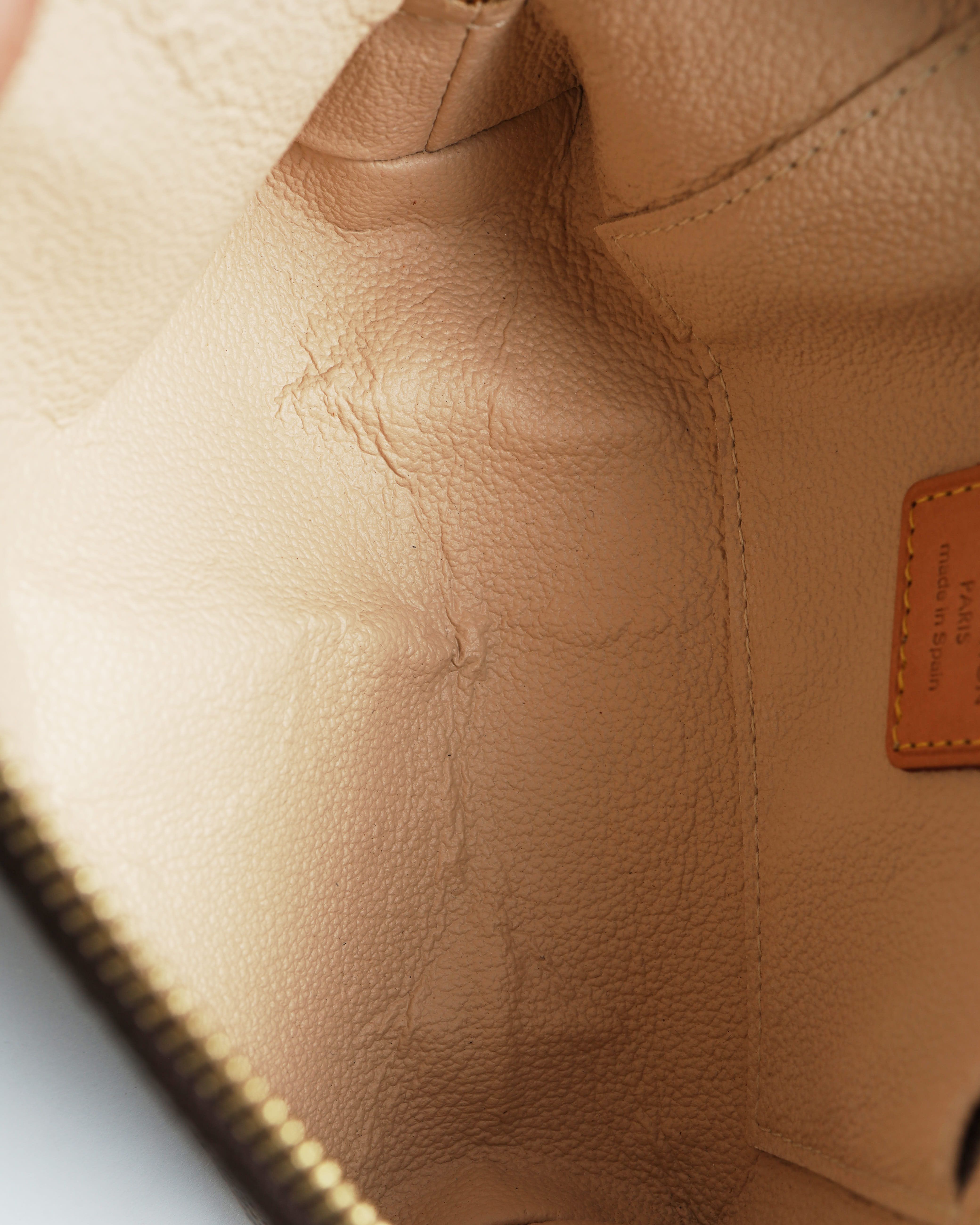 Pre-owned Louis Vuitton Monogram Cosmetic Pouch In Brown