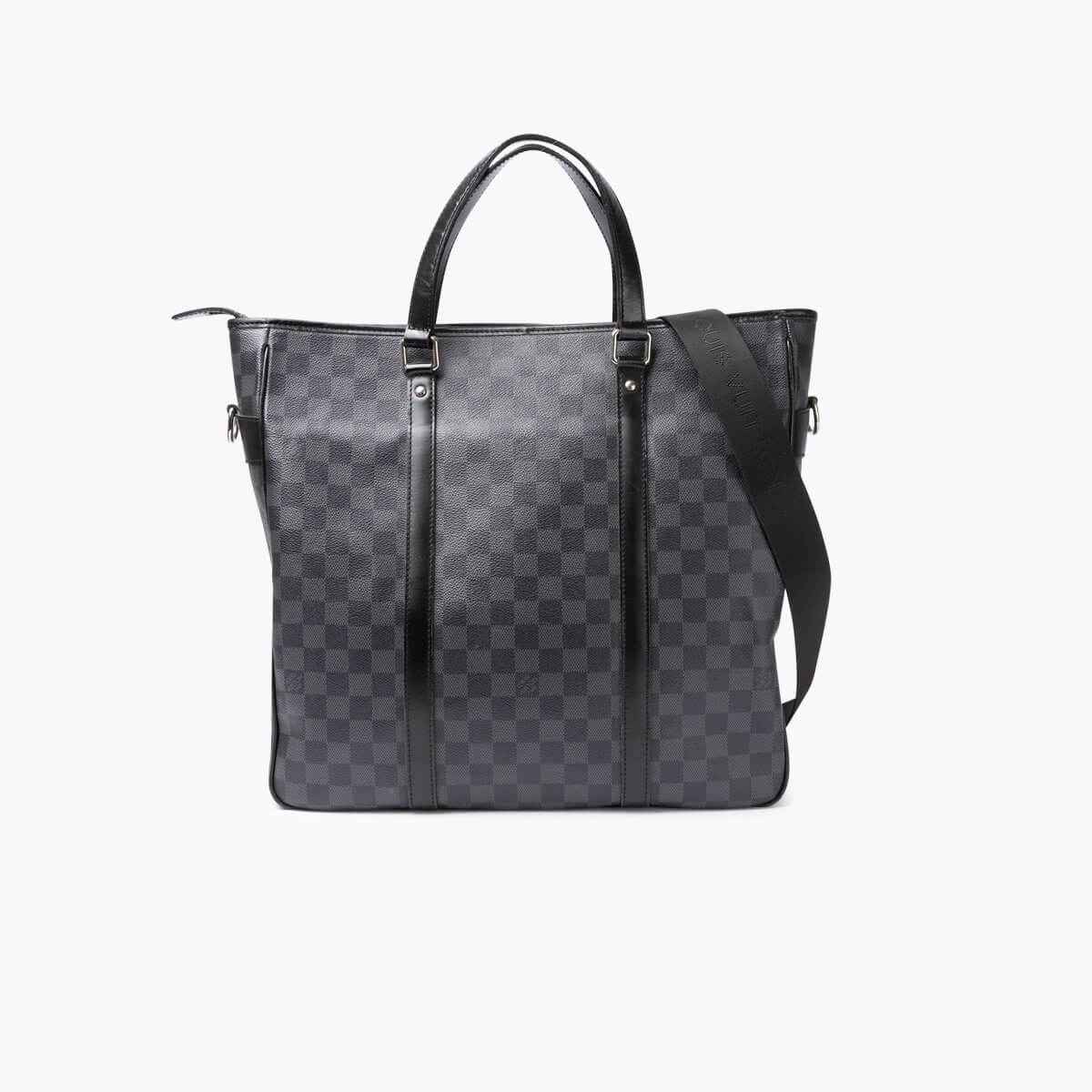 LOUIS VUITTON Damier Graphite Tadao GM Bag