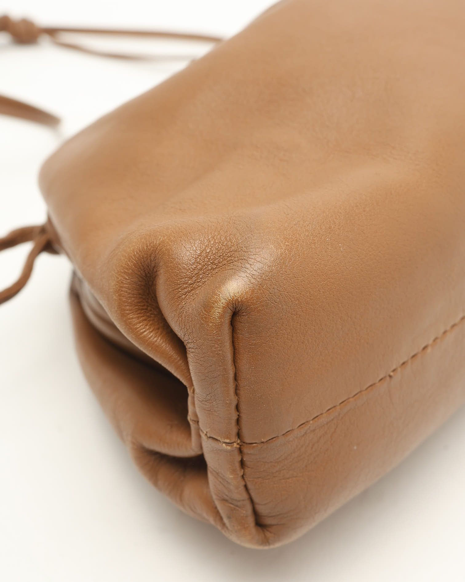 Bottega Veneta Mini The Pouch Bag In Brown