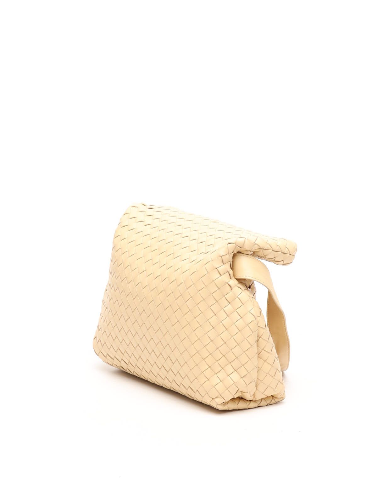 Bottega Veneta Intrecciato The Fold Bag In Neutral