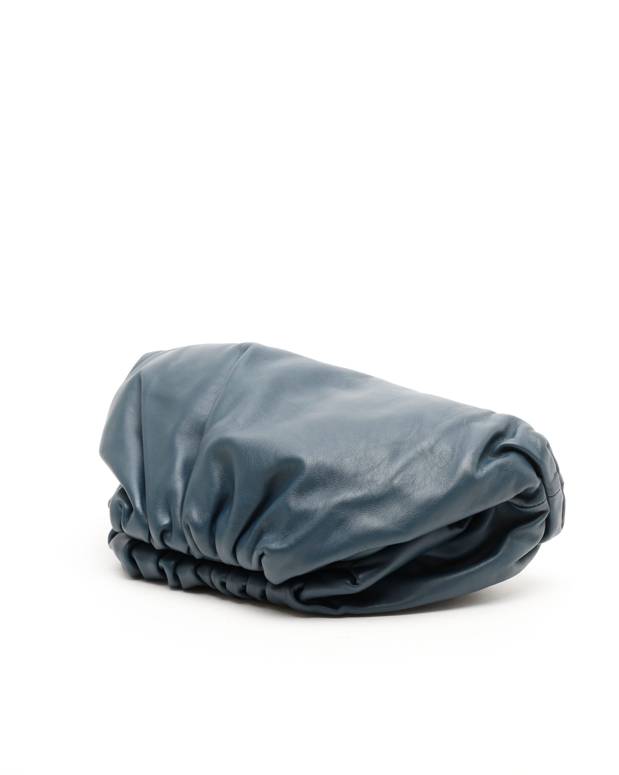 Bottega Veneta The Pouch In Blue