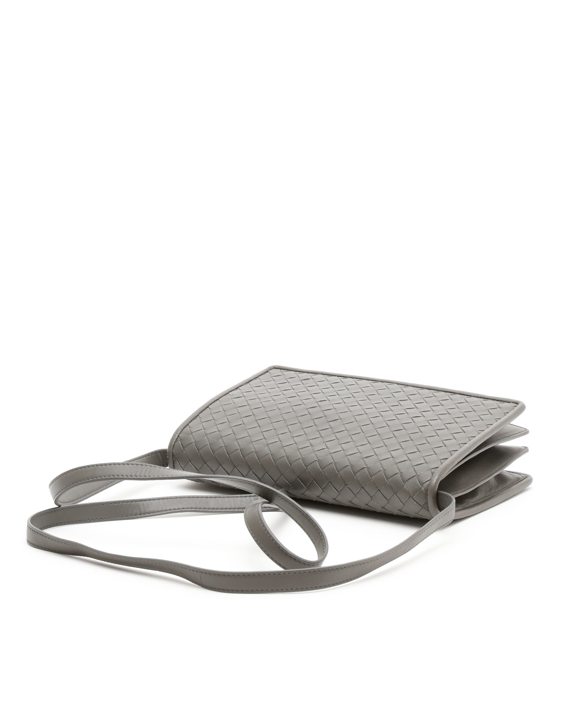 Bottega Veneta Intrecciato Flap Bag In Gray