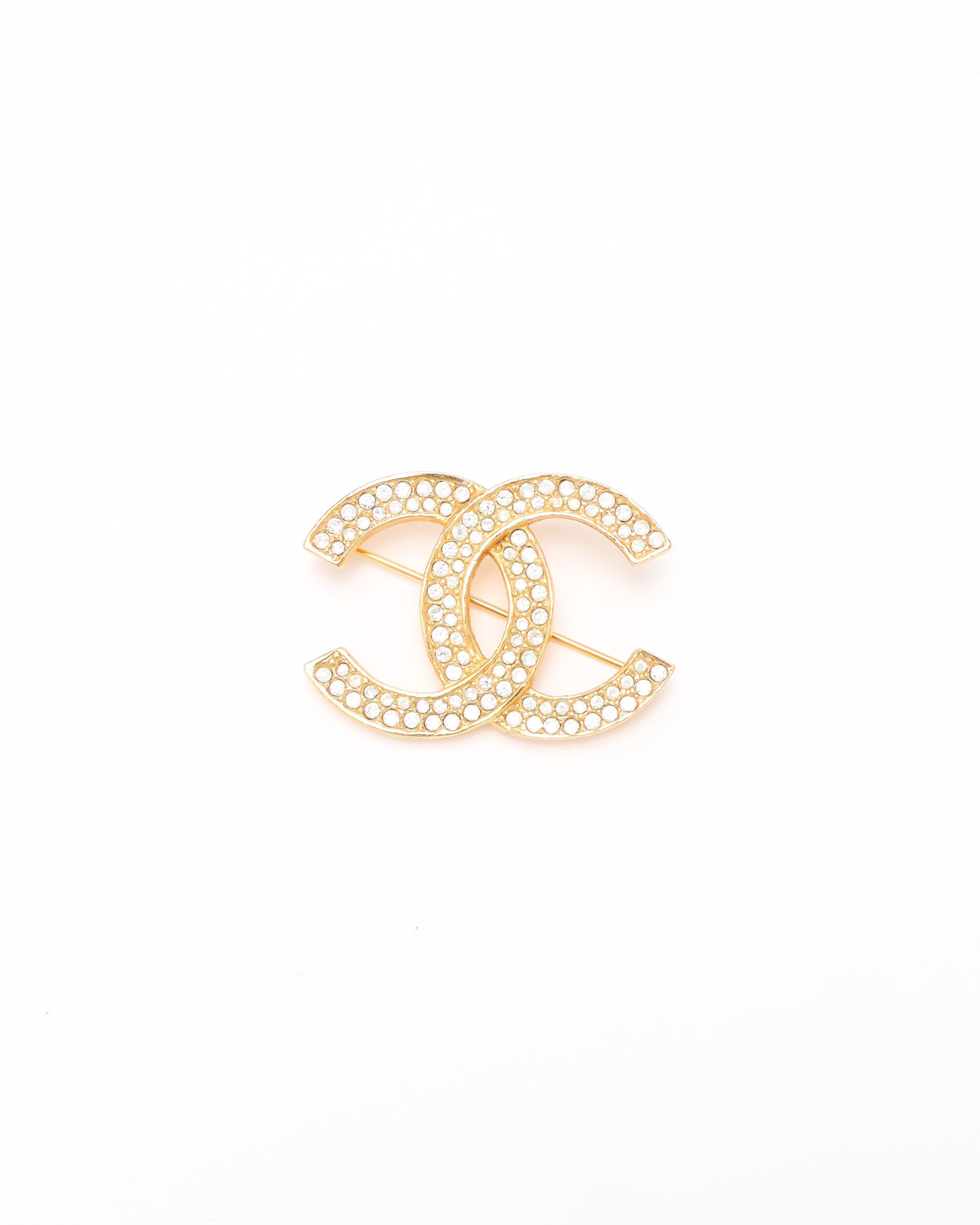 Pre-owned Chanel Coco Mark Rhinestone Brooch In Gold