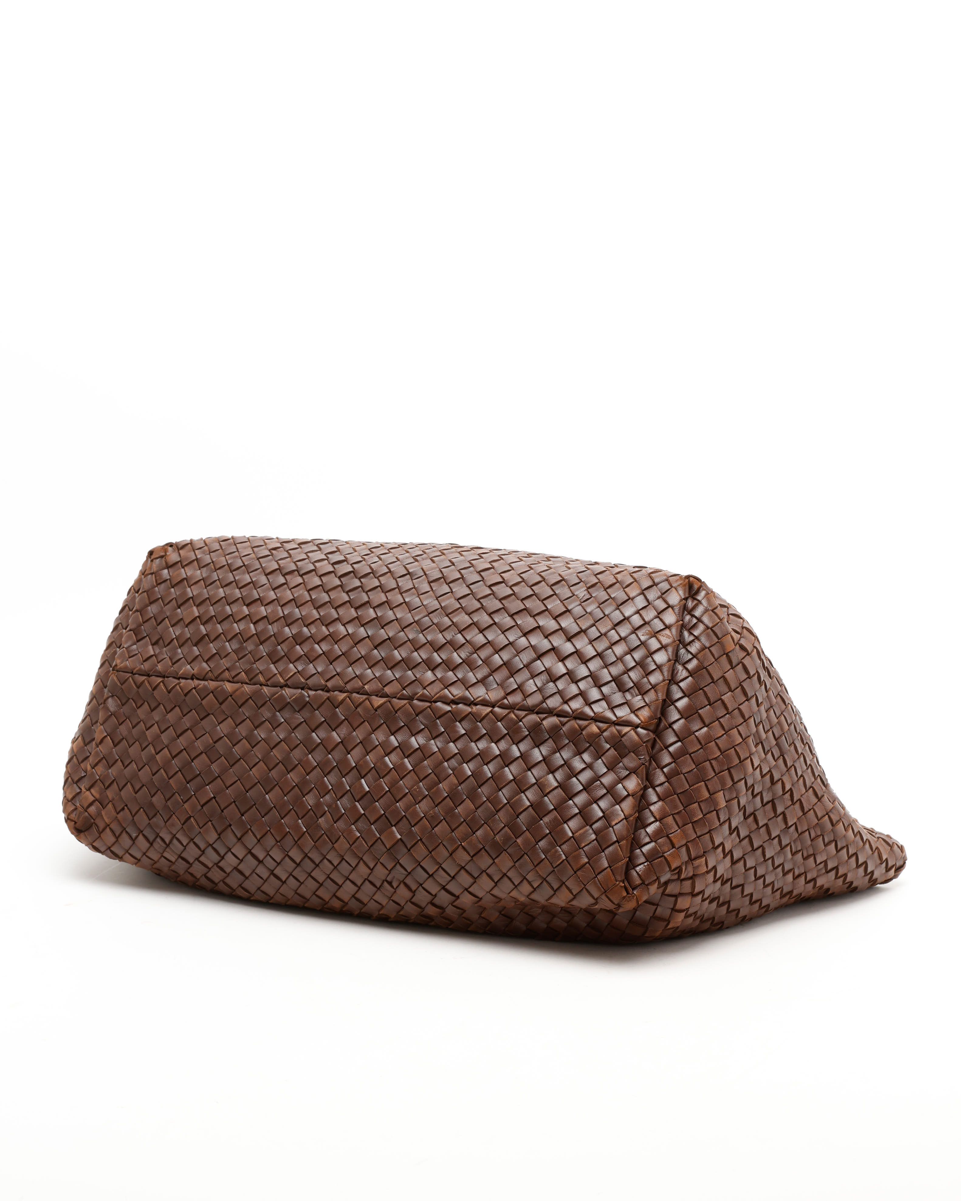 Bottega Veneta Intrecciato Cabat Gm Tote Bag In Brown