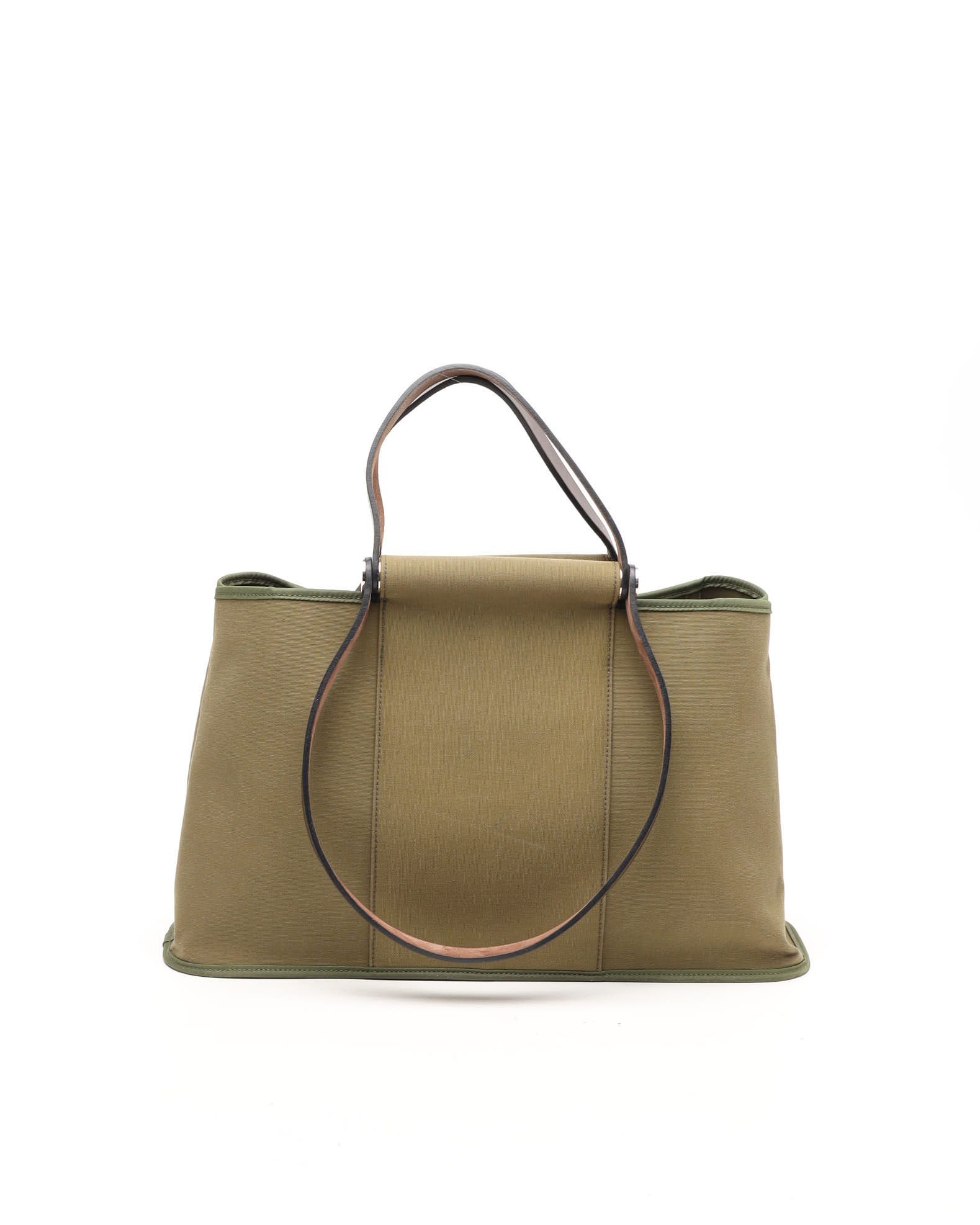 Pre-owned Hermes Hermès Cabag Elan Tote Bag In Green