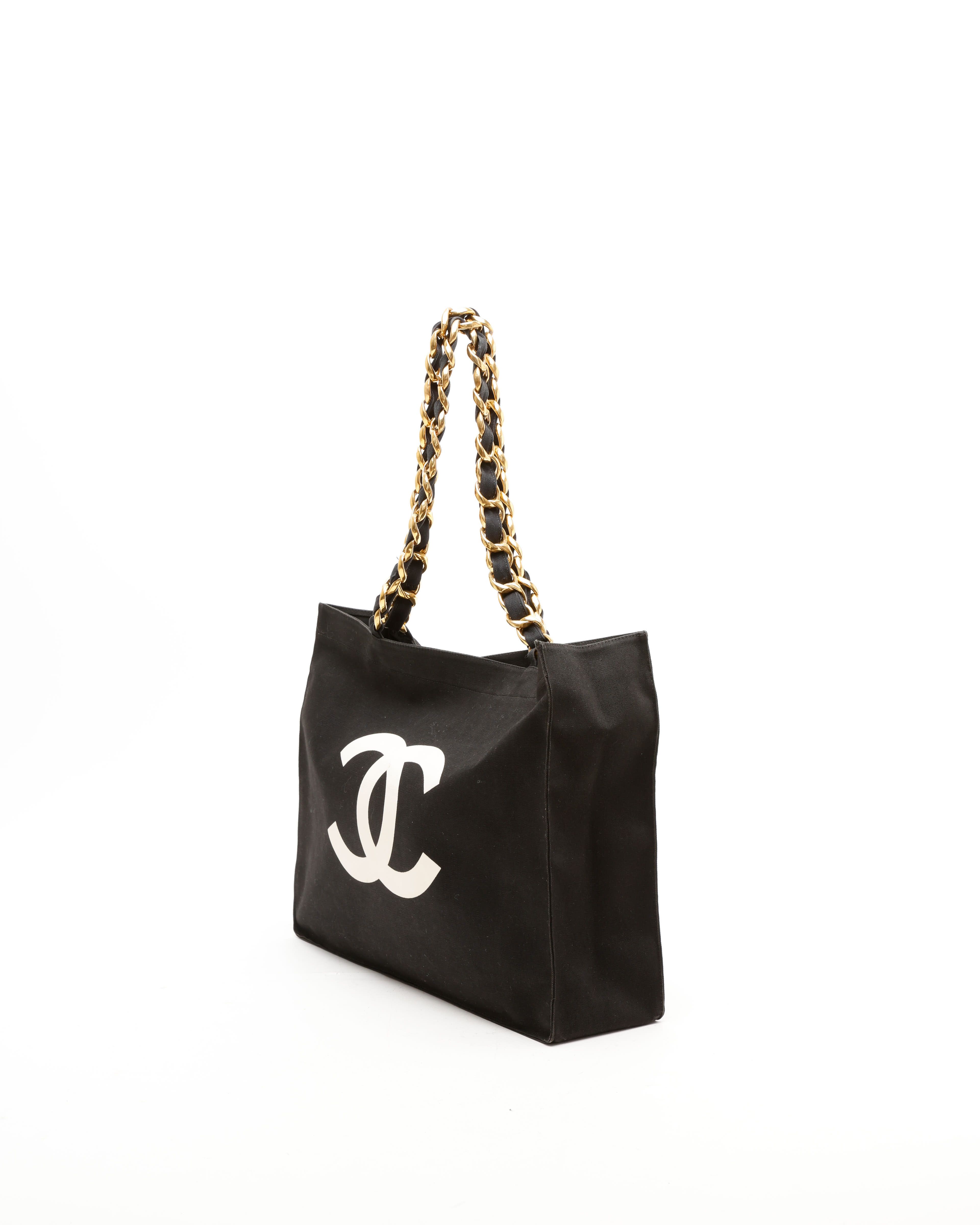 CHANEL Pre-owned Cc Chain Tote Bag In Black
