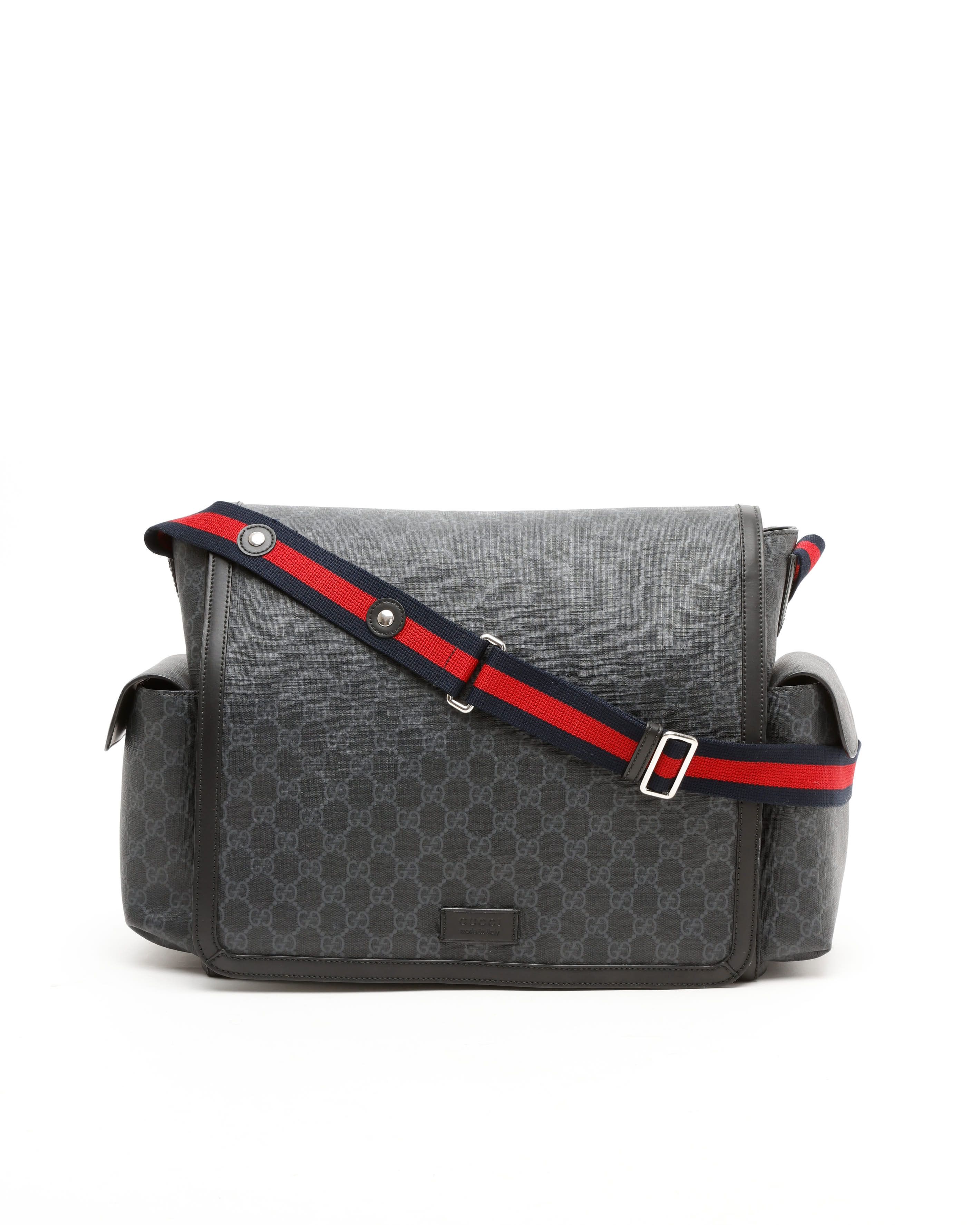 Gucci Gg Supreme Diaper Bag In Black