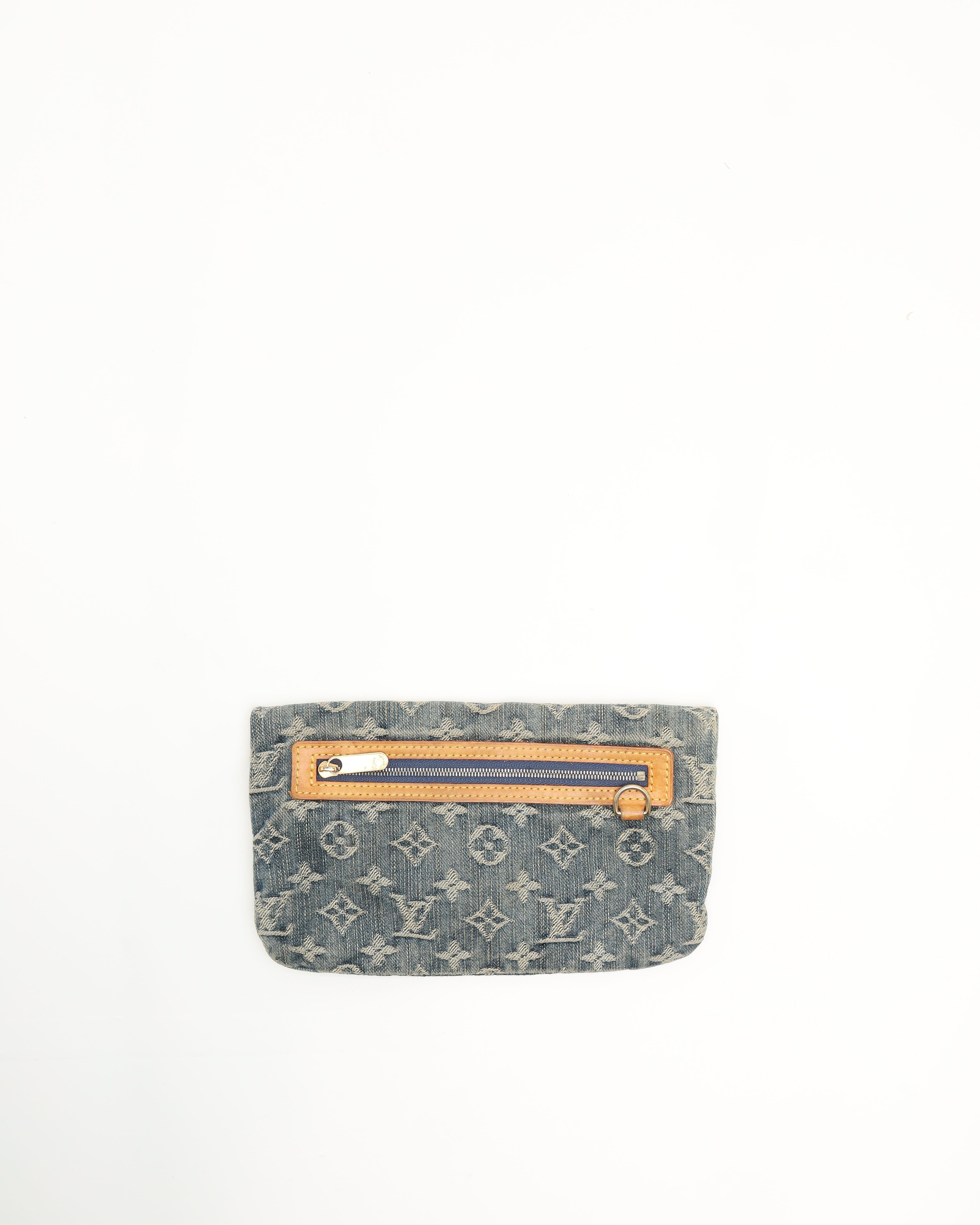 Pre-owned Louis Vuitton Monogram Denim Pratt Clutch In Blue