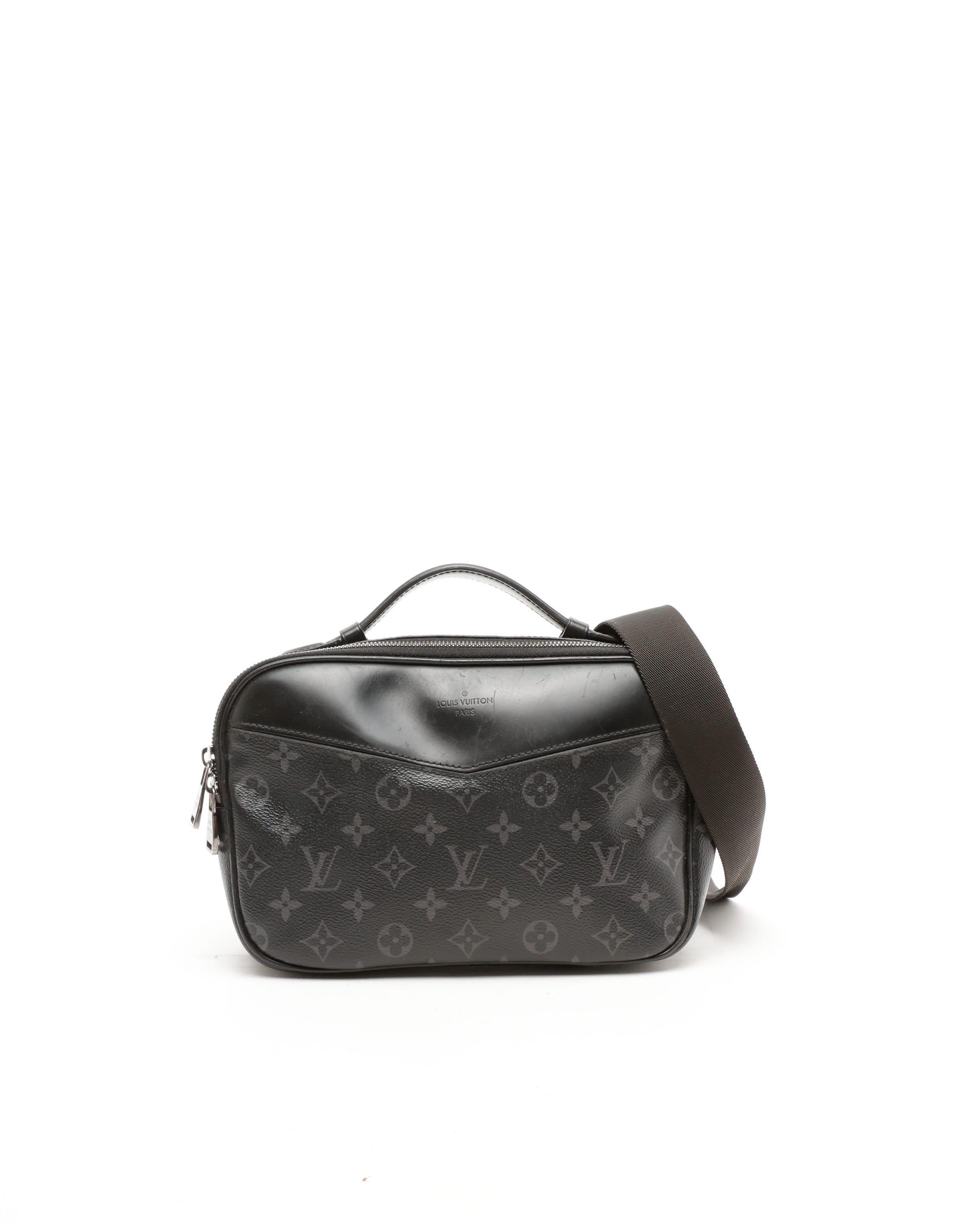 Pre-owned Louis Vuitton Monogram Eclipse Discovery Bumbag In Black
