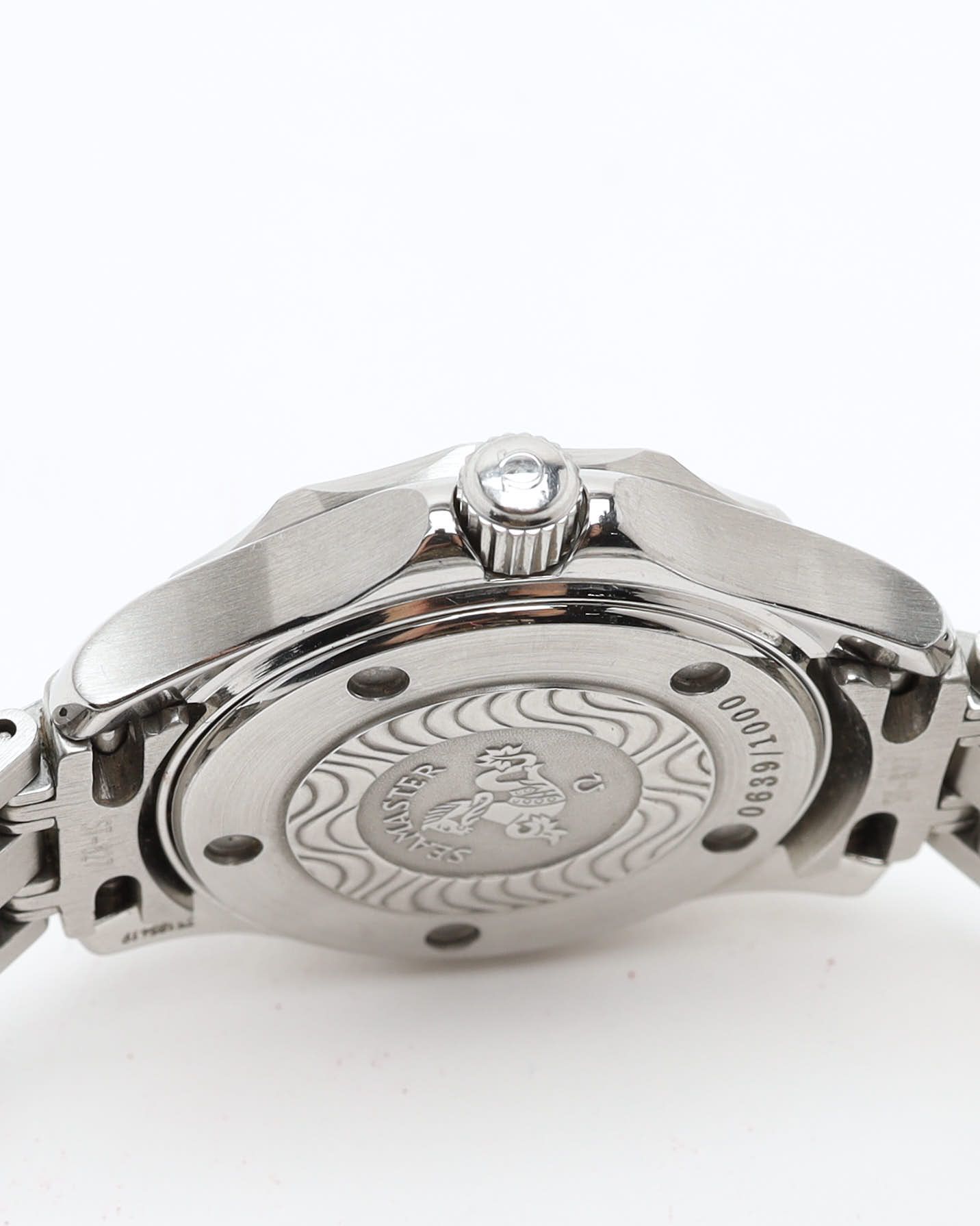 Omega Seamaster 300m 29mm Ref 2584.41 Jacques Mayol 1996 Watch In Green