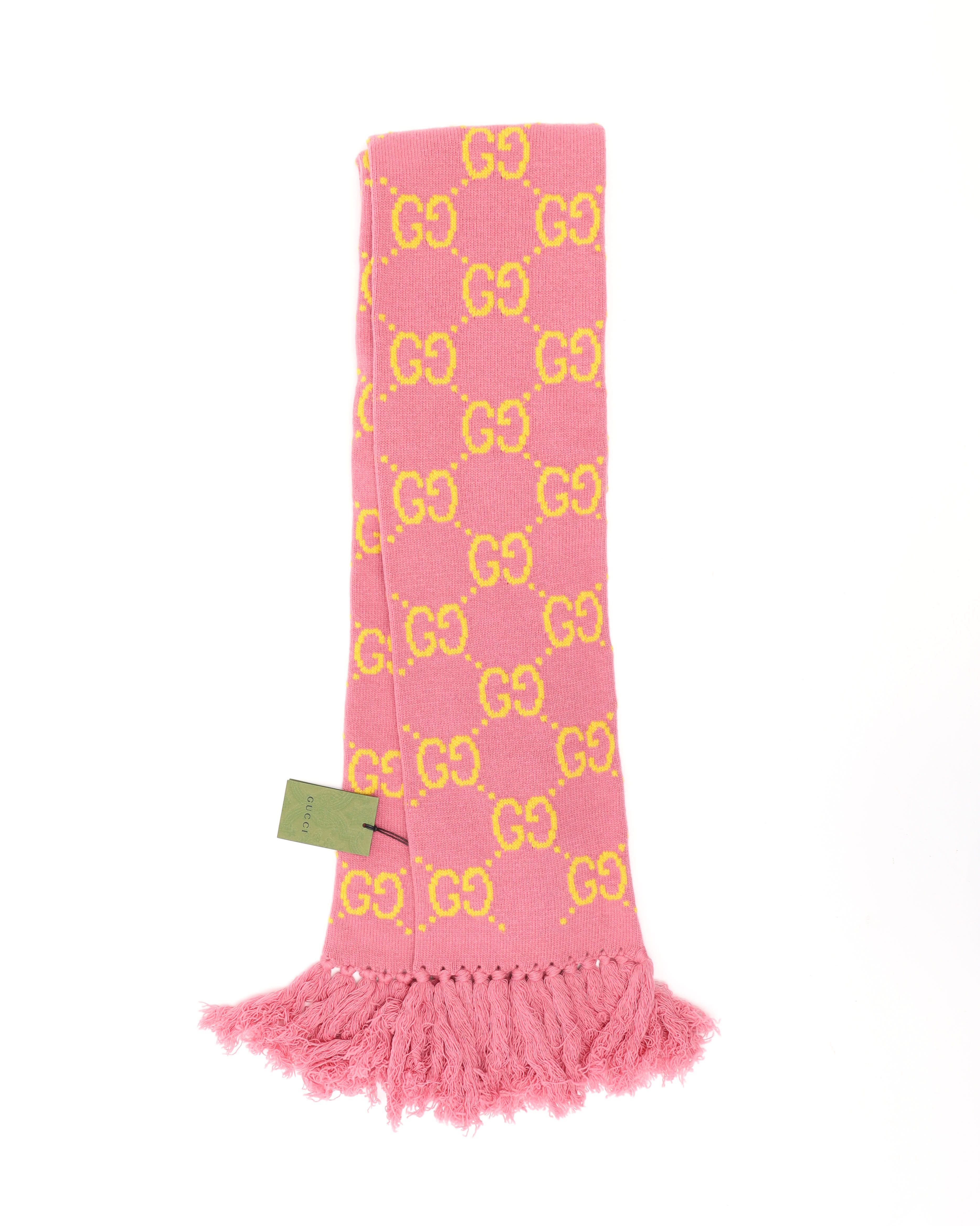 Gucci Jumbo Gg Wool Scarf In Pink