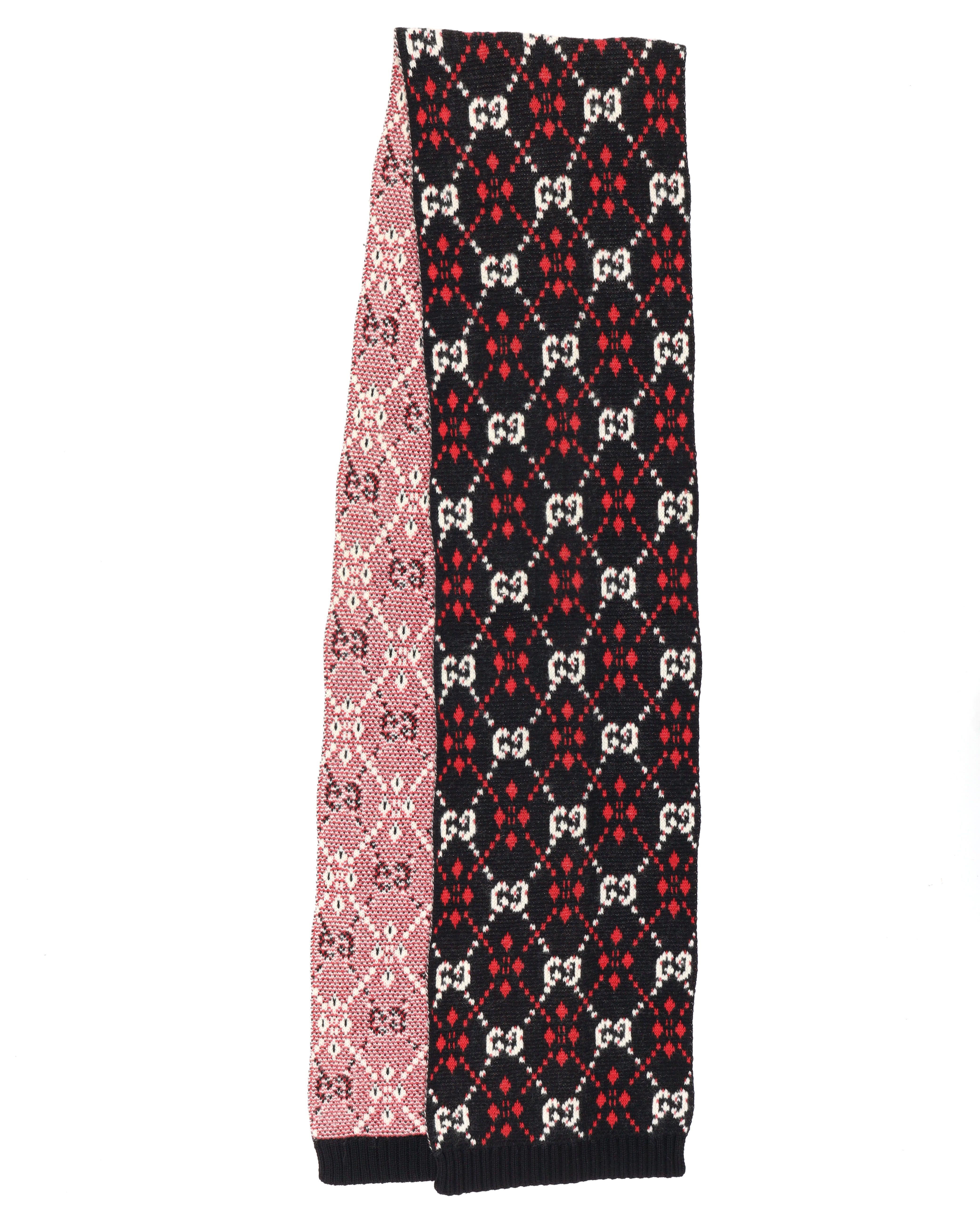 Gucci Gg Diamond Scarf In Brown