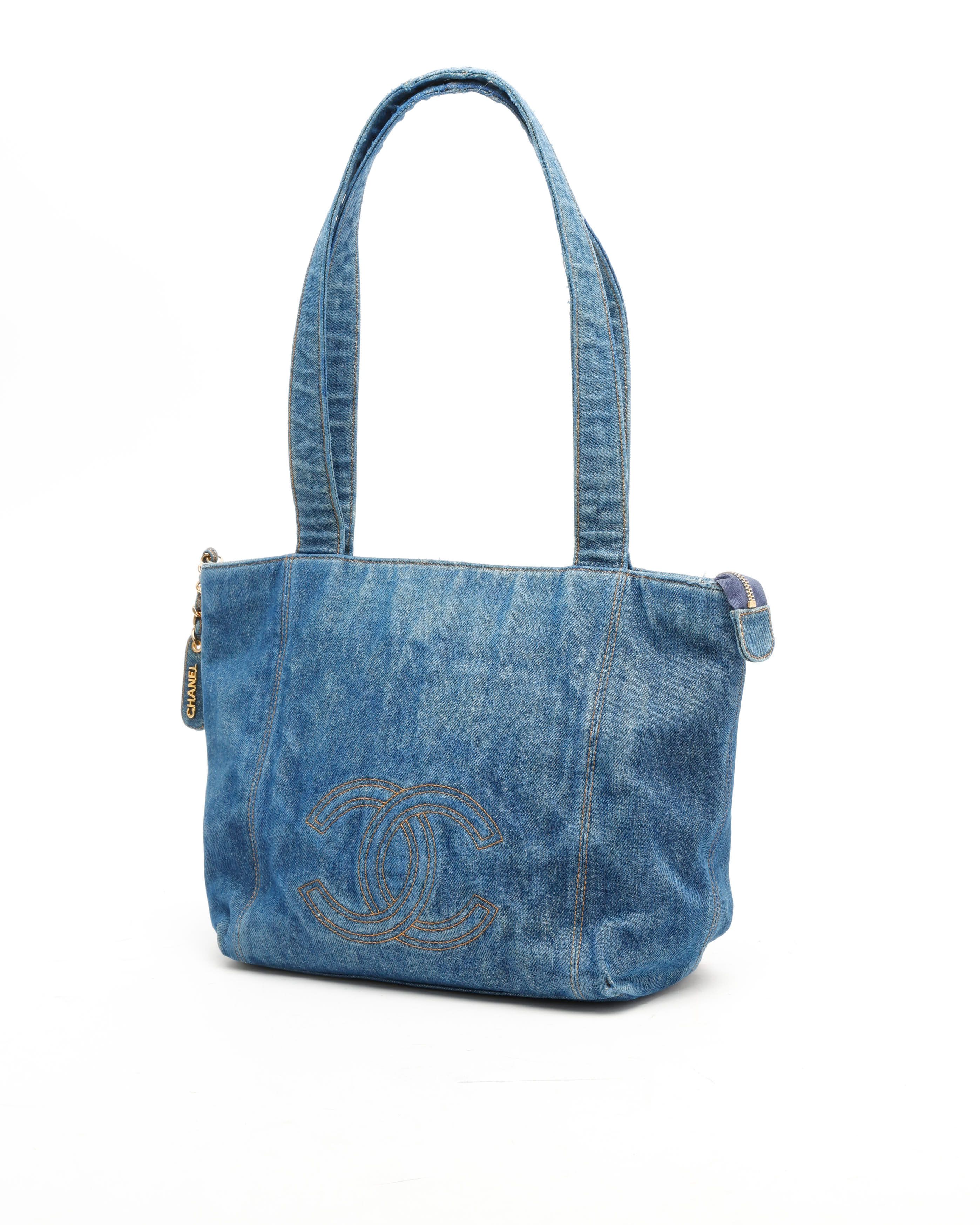 CHANEL Pre-owned Cc Denim Tote Bag In Blue