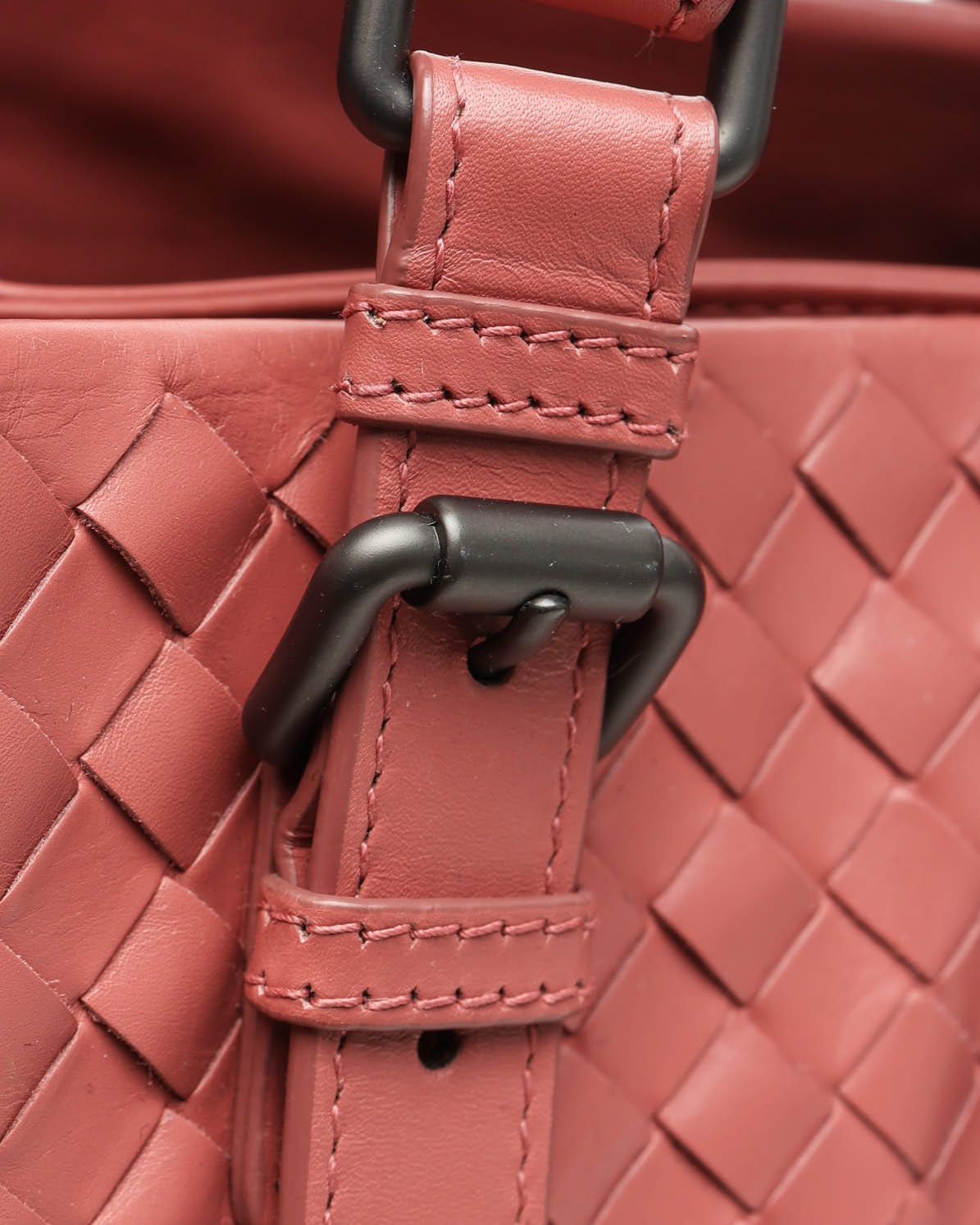 Bottega Veneta Intrecciato Medium Roma Tote Bag In Pink