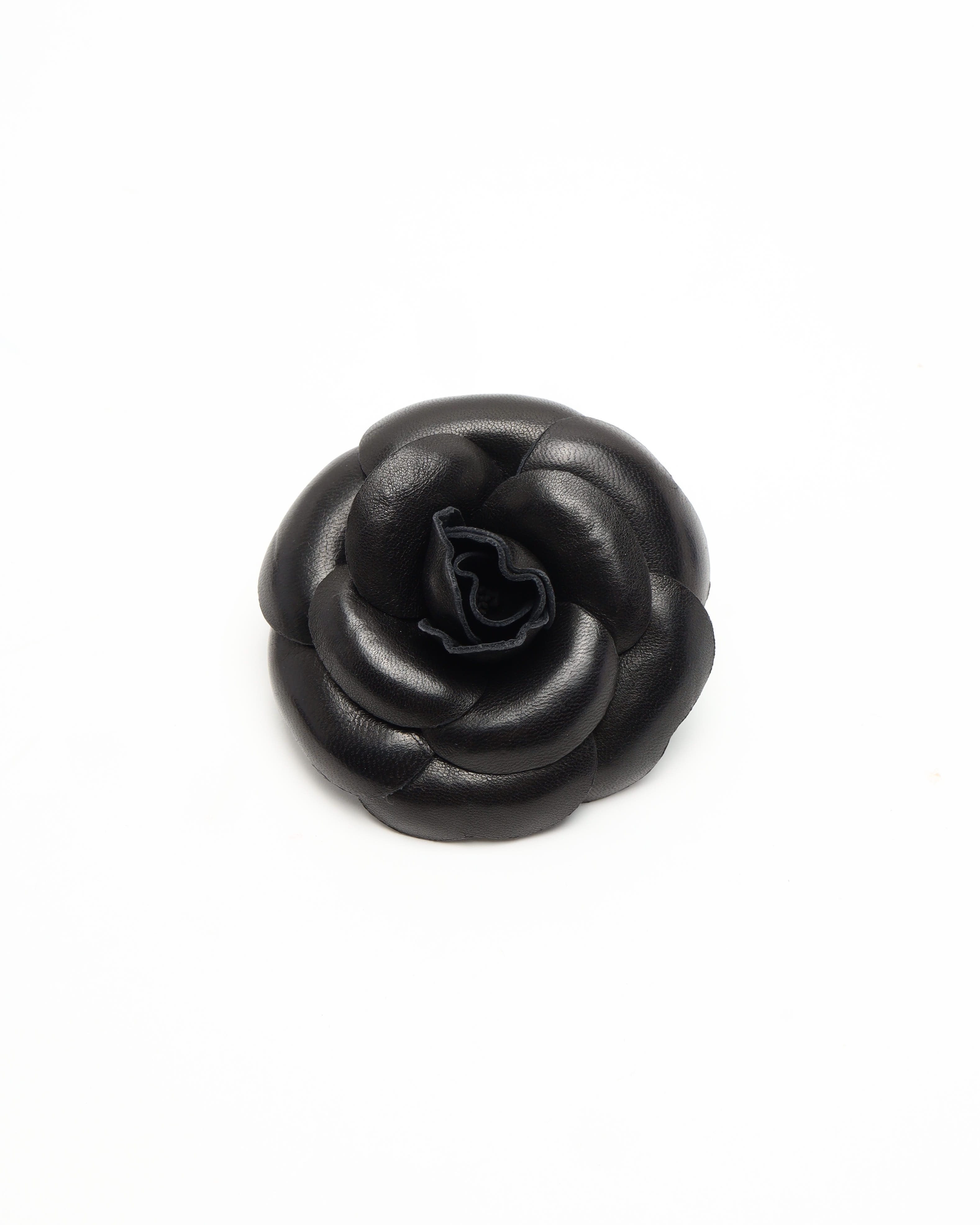 Pre-owned Chanel Camellia Leather Corsages Brooch In Black