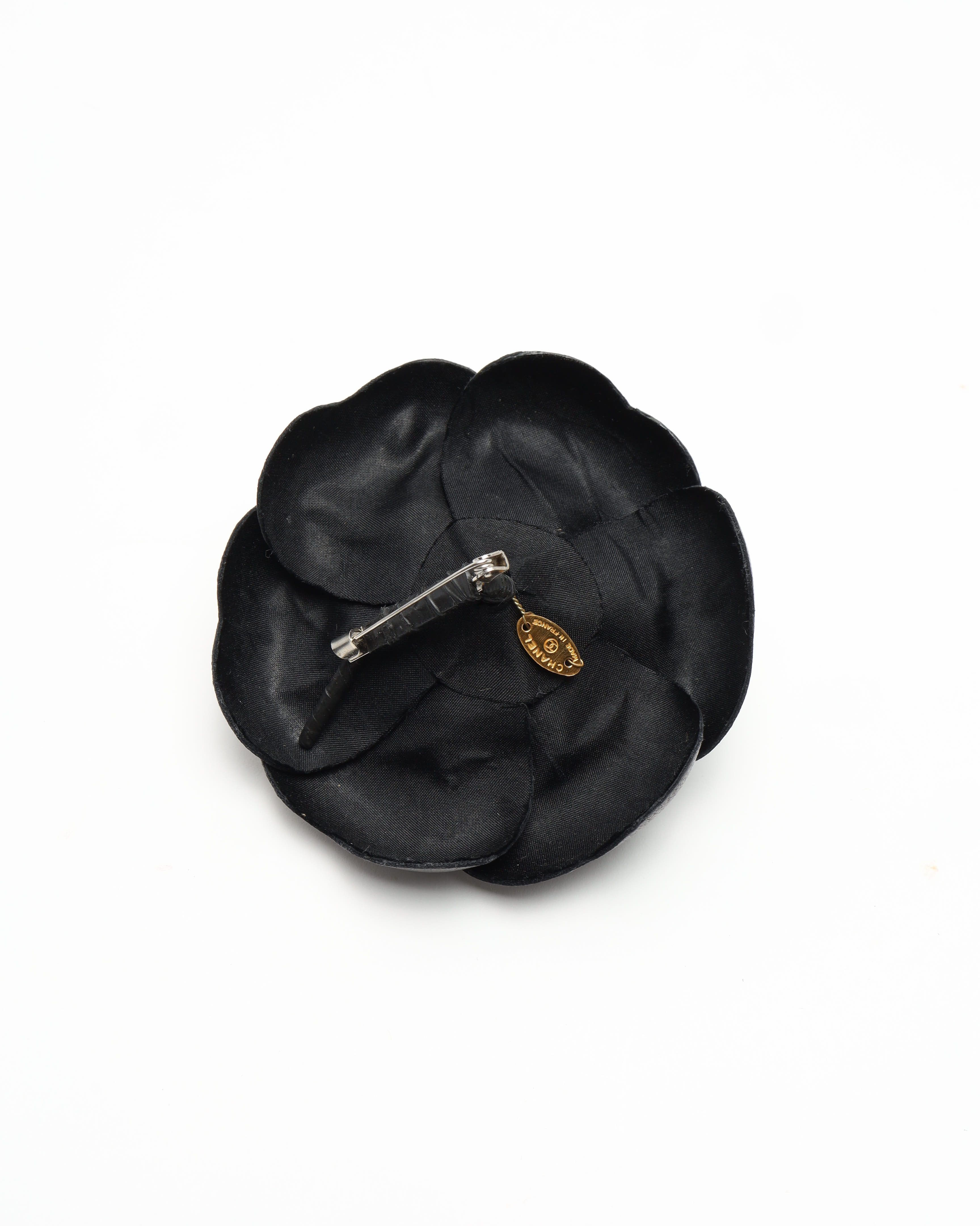 CHANEL Pre-owned Camellia Leather Corsages Brooch In Black