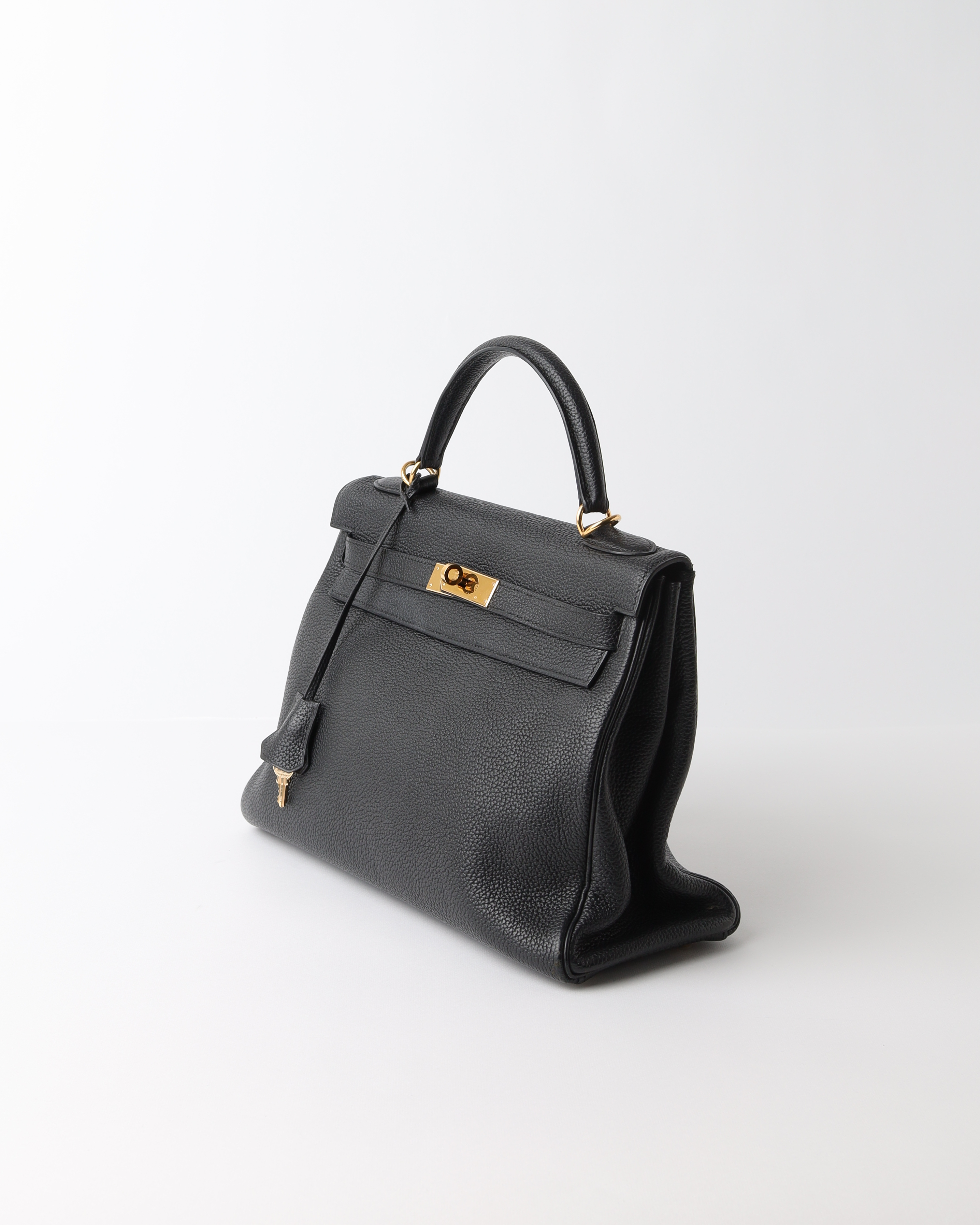 Pre-owned Hermes Hermès Kelly Ii Togo 32 Retourne Bag In Black