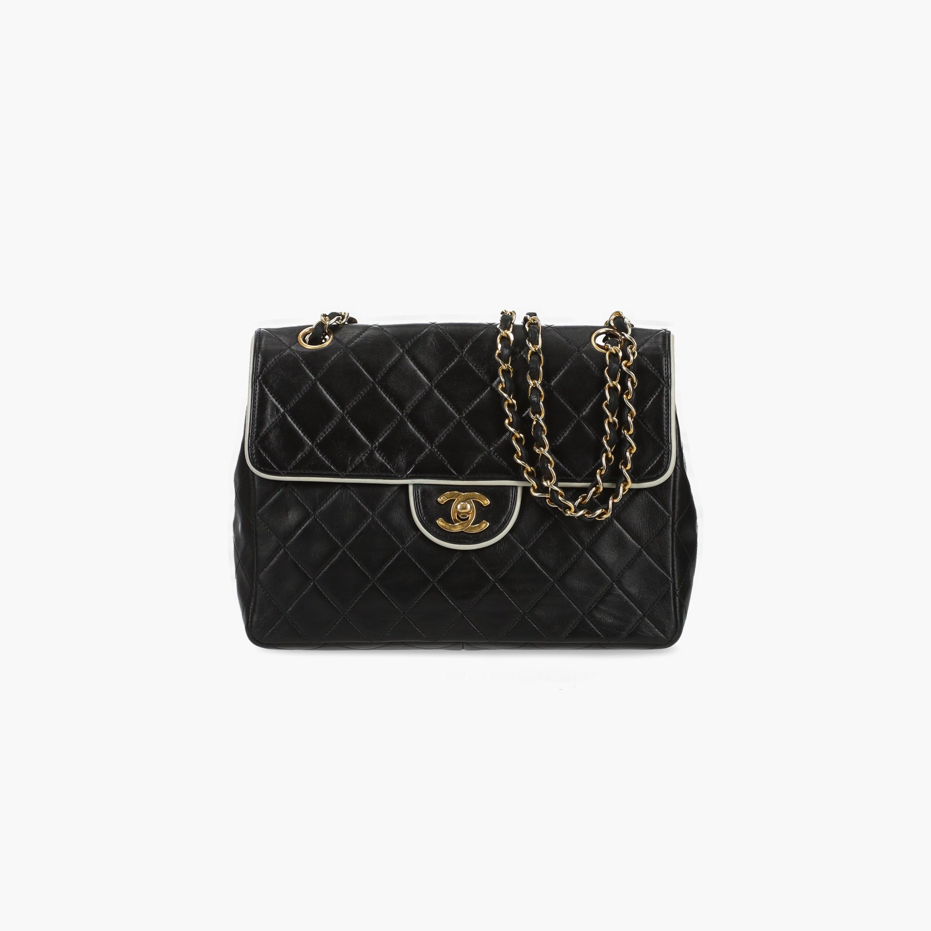 CHANEL Single Flap Bag