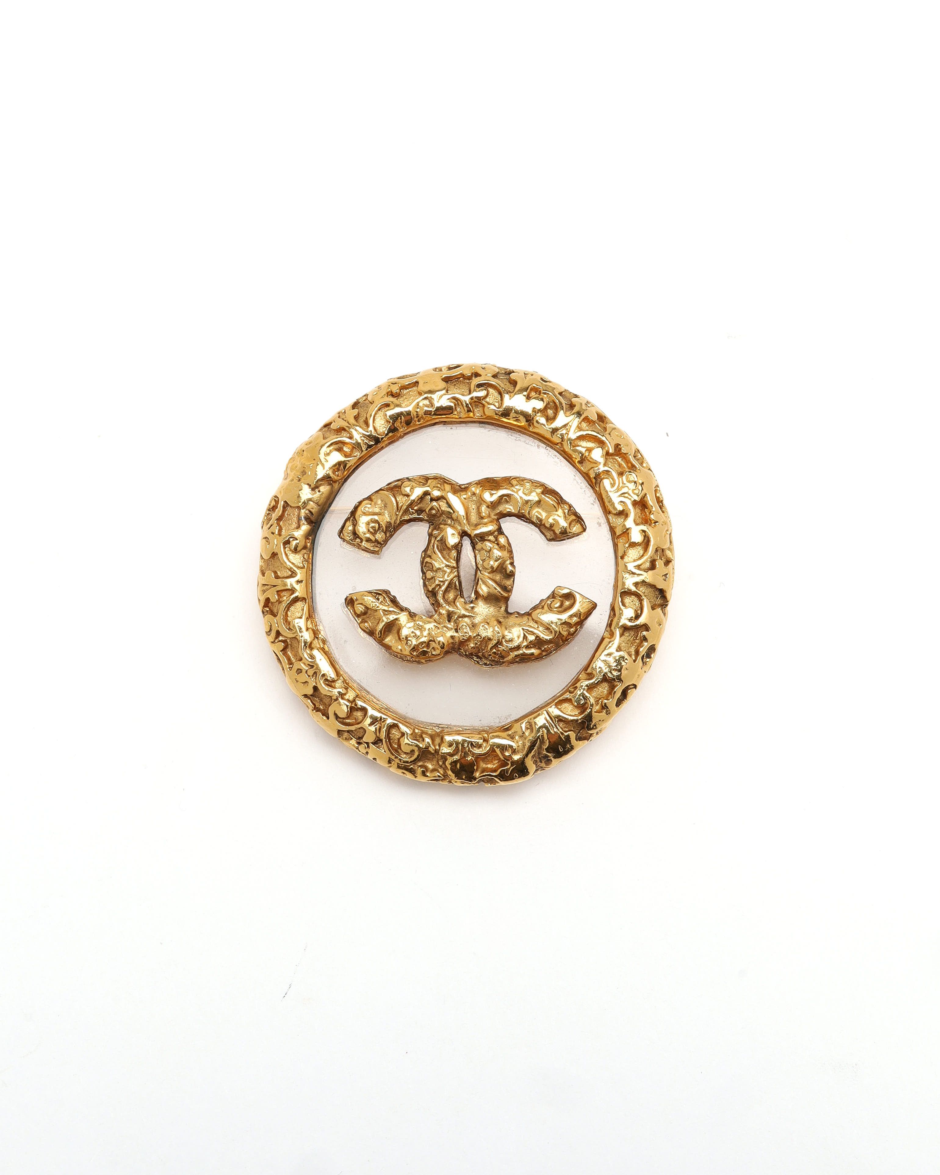 Pre-owned Chanel Medallion 95a Pin Brooch In Yellow