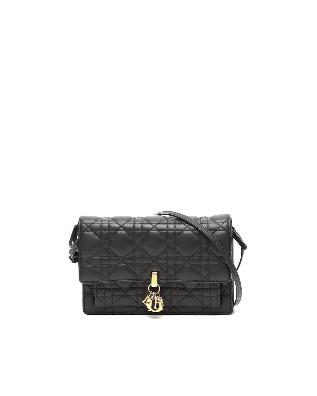 Dior Christian  Daily Pouch Bag In Black