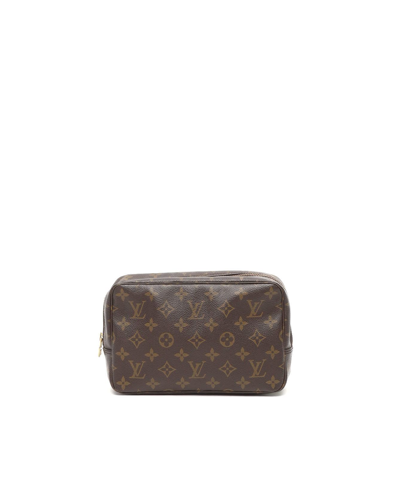 Louis Vuitton Monogram Truth Toilette 23 In Brown