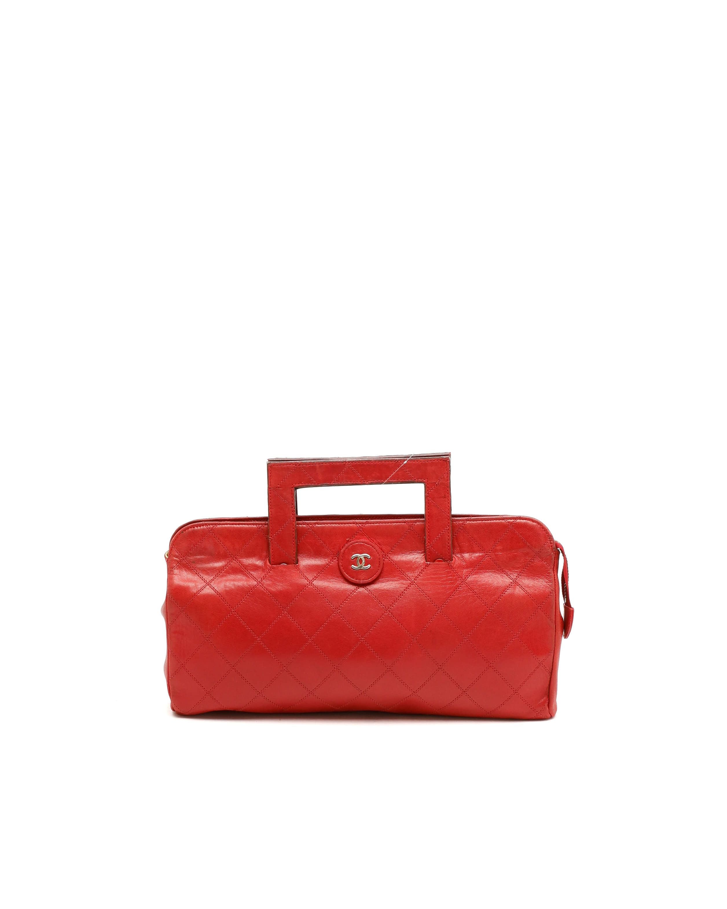 Chanel Quilted Clutch Bag In Red