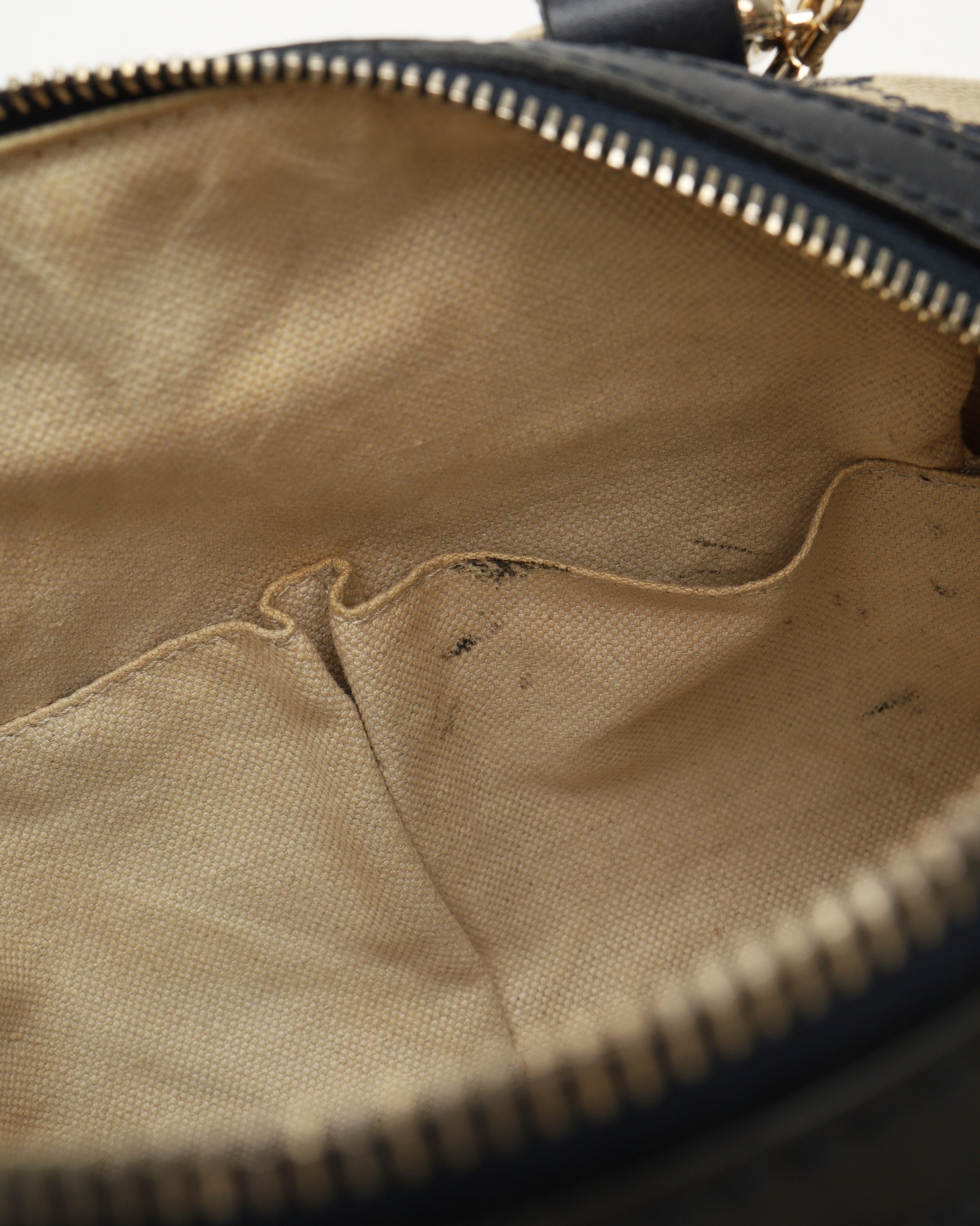 Gucci Gg Web Boston Crossbody Bag In Black