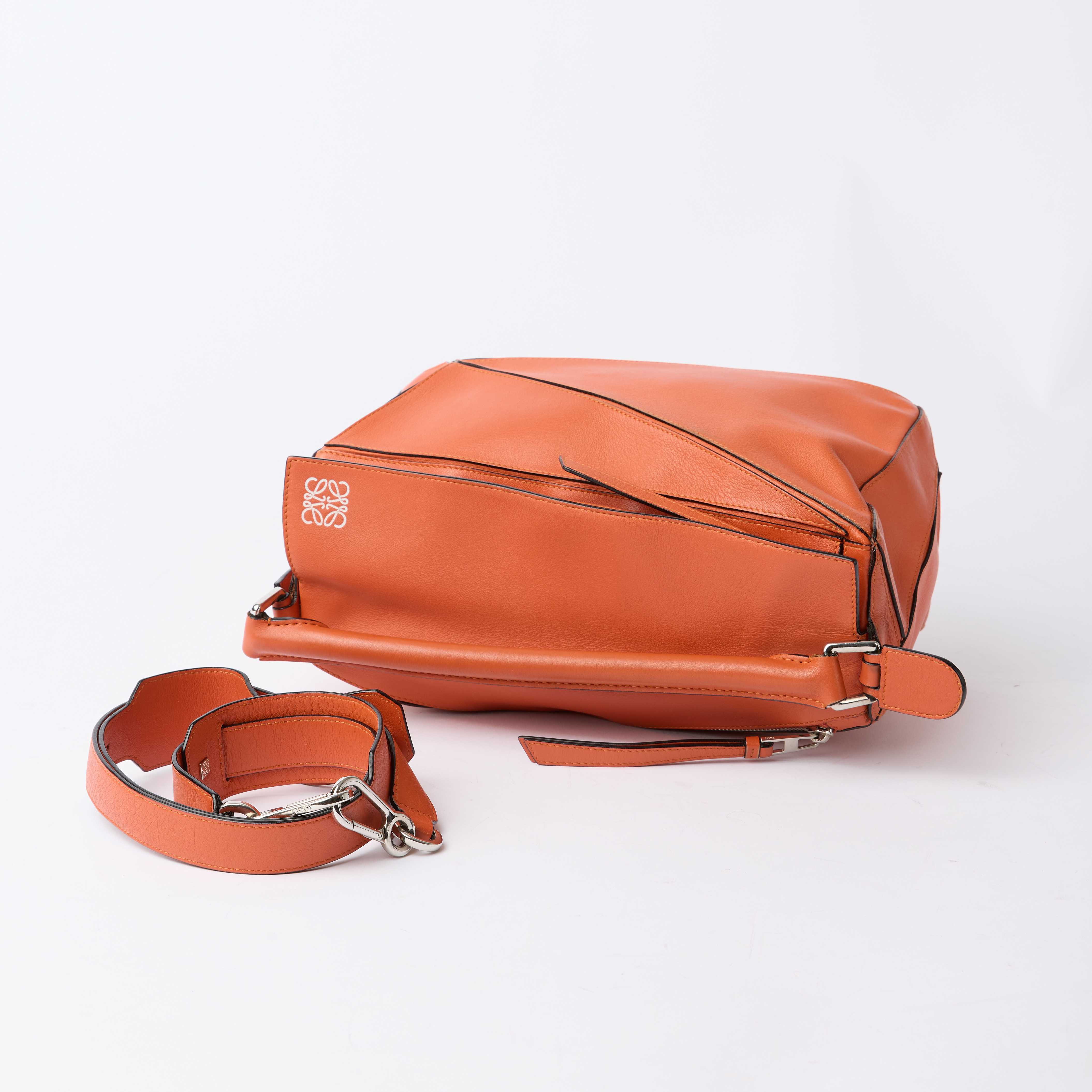 Loewe Medium Puzzle Bag
