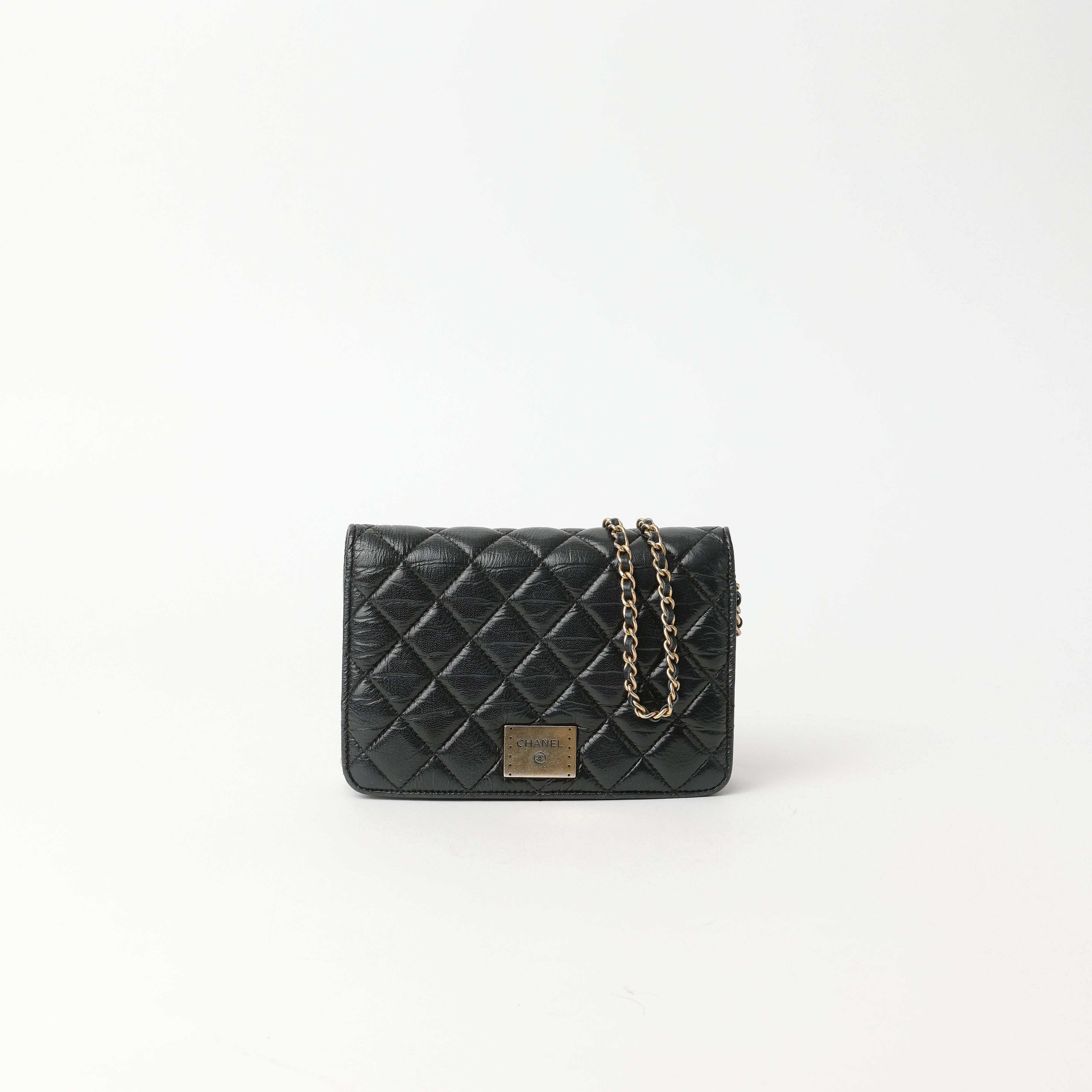 Pre-owned Chanel Quilted Leather Wallet On Chain
