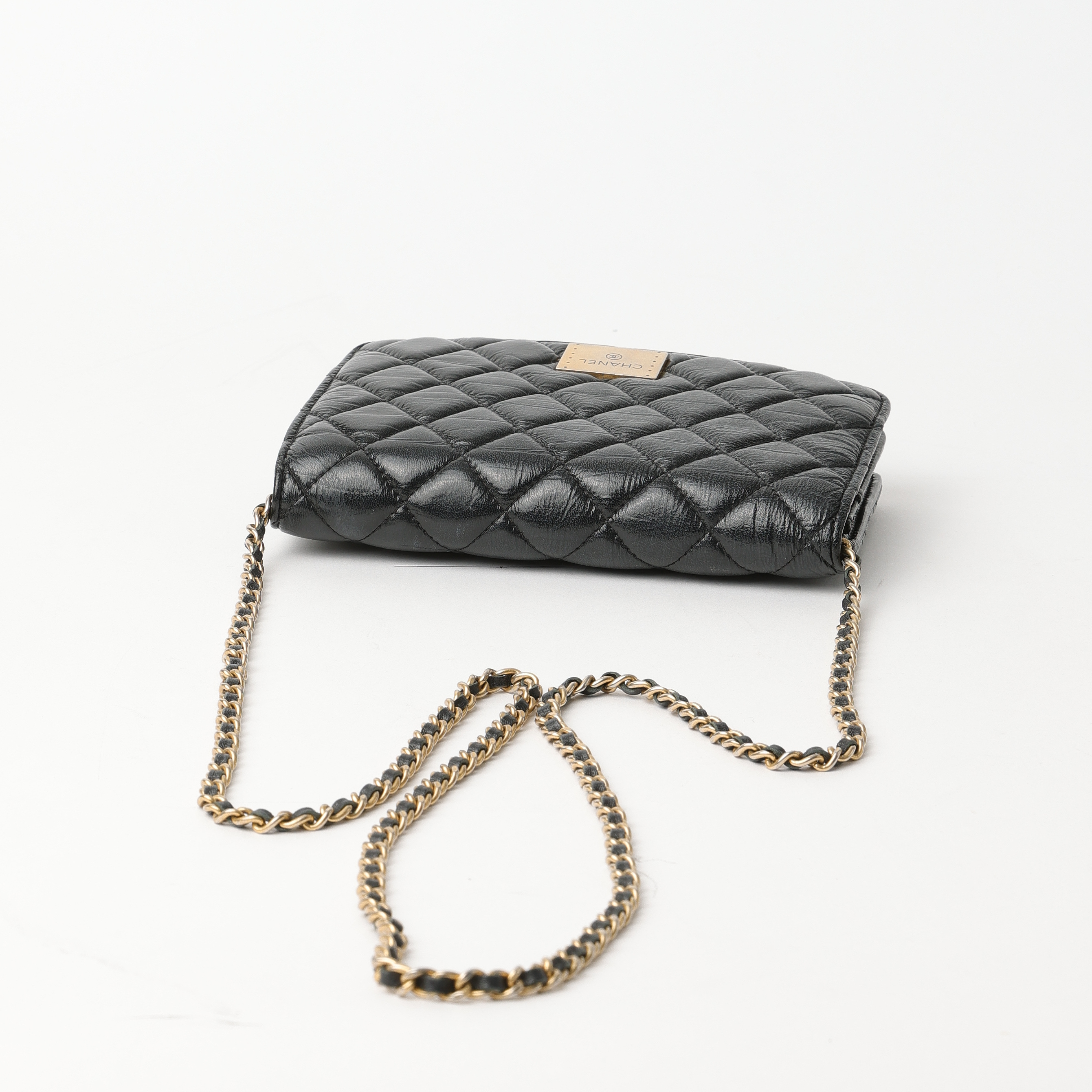 Pre-owned Chanel Quilted Leather Wallet On Chain