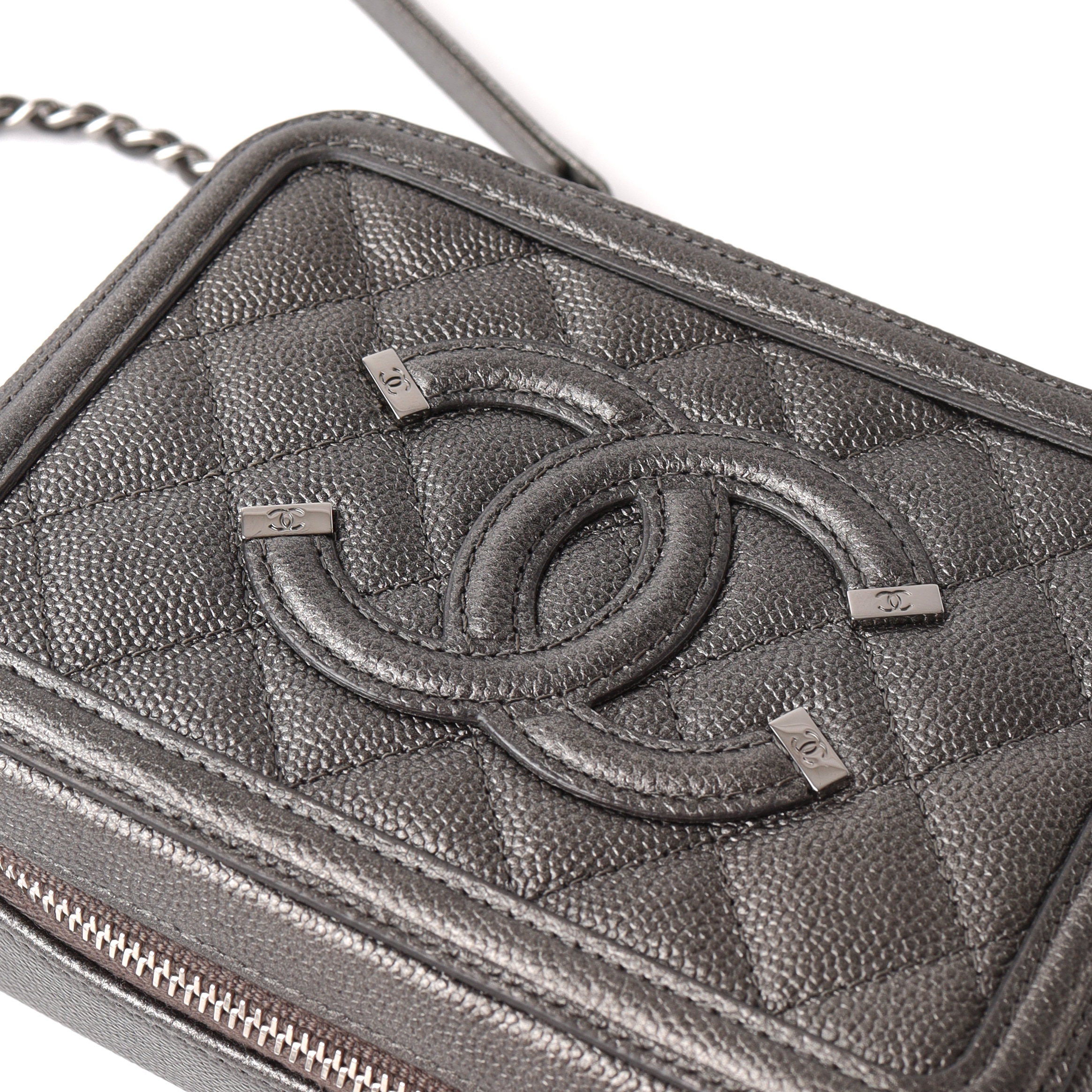 Pre-owned Chanel Caviar Mini Filigree Vanity Clutch
