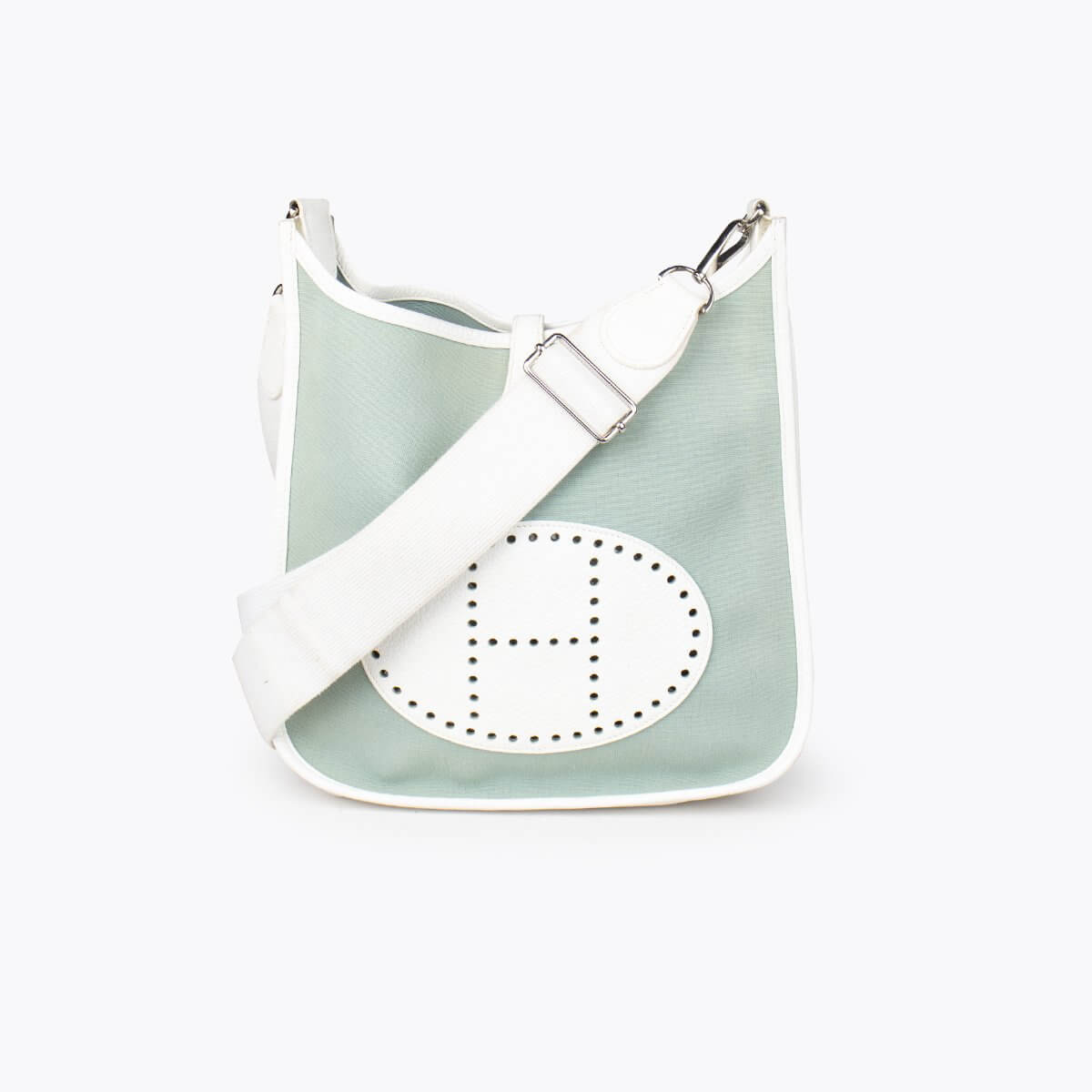 HERMÈS Clemence & Toile Evelyne III 29 Bag